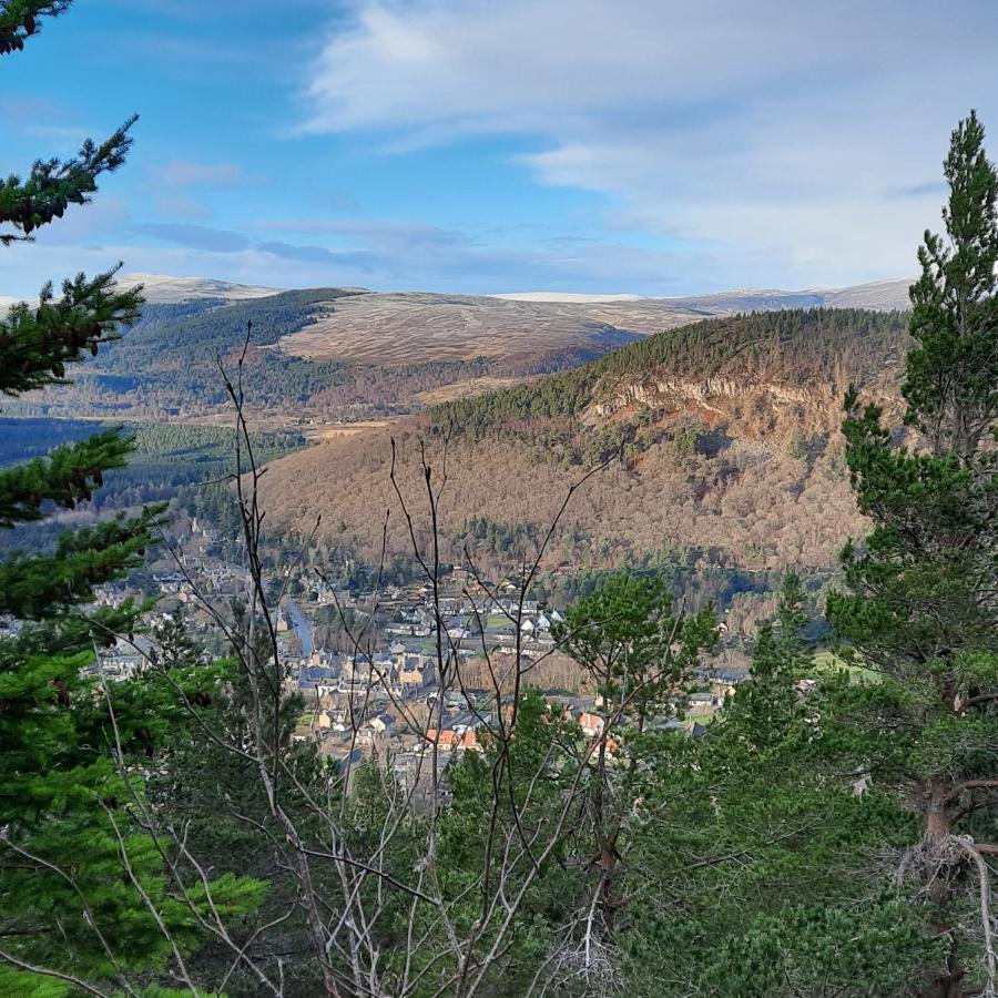 No 45, Ballater Εξωτερικό φωτογραφία